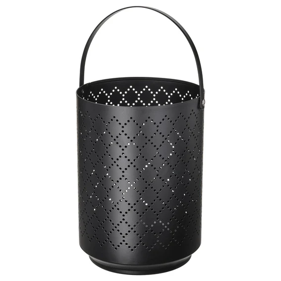 Outdoor lanterns
