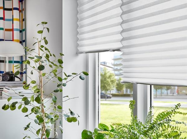 SCHOTTIS Pleated blind, white 90x190 cm