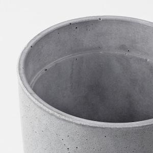 BOYSENBAR Plant pot, in/outdoor light grey 12 cm